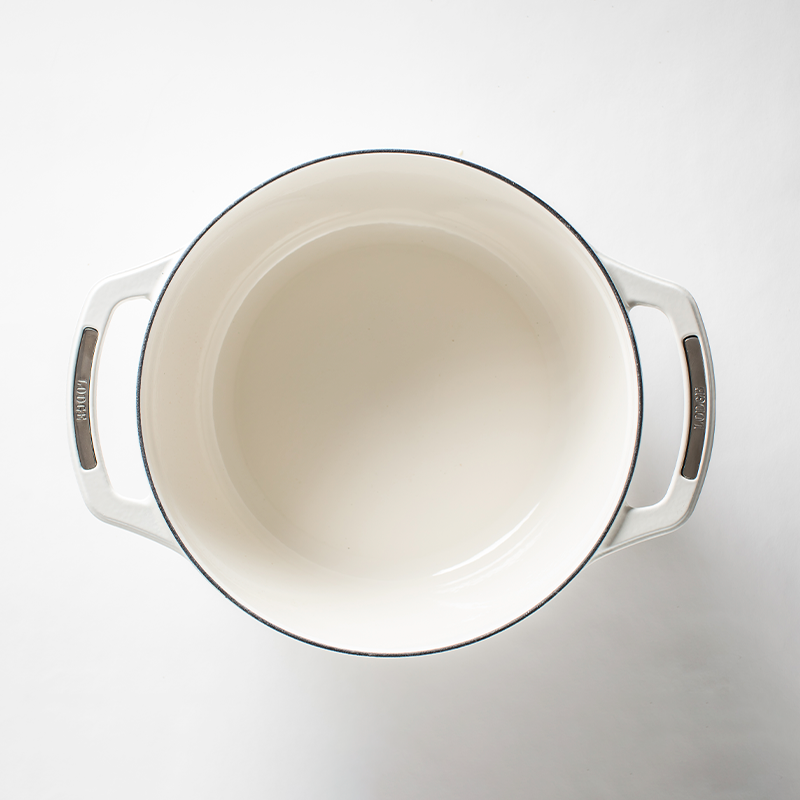 USA Enamel? Cast Iron Dutch Oven - Image 22