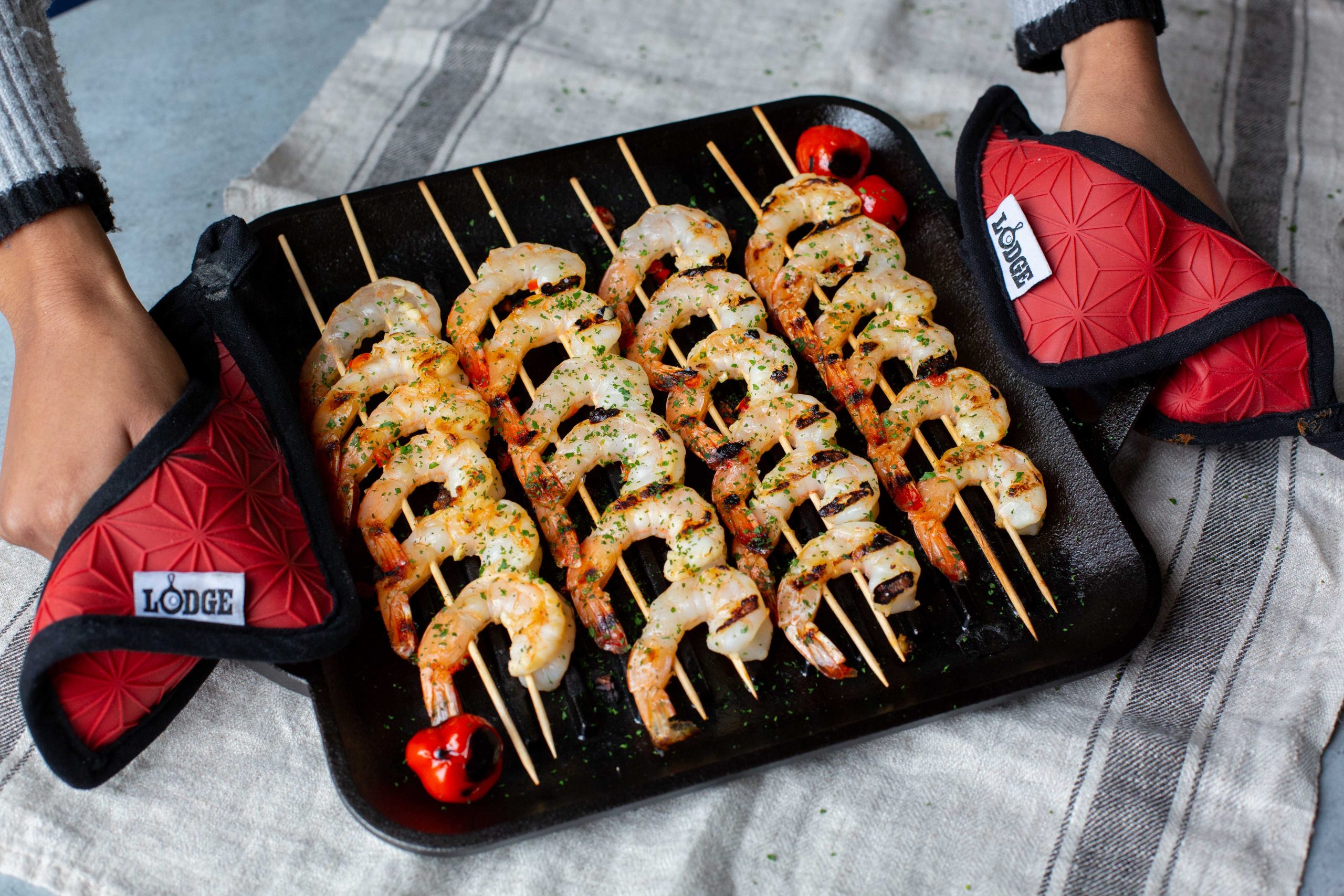 Silicone and Fabric Potholder - Image 4