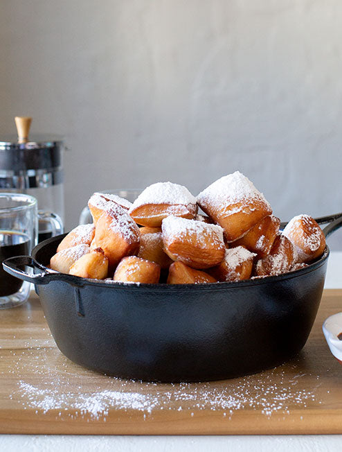 Blacklock 4 Quart Lightweight Cast Iron Deep Skillet With Lid - Image 5