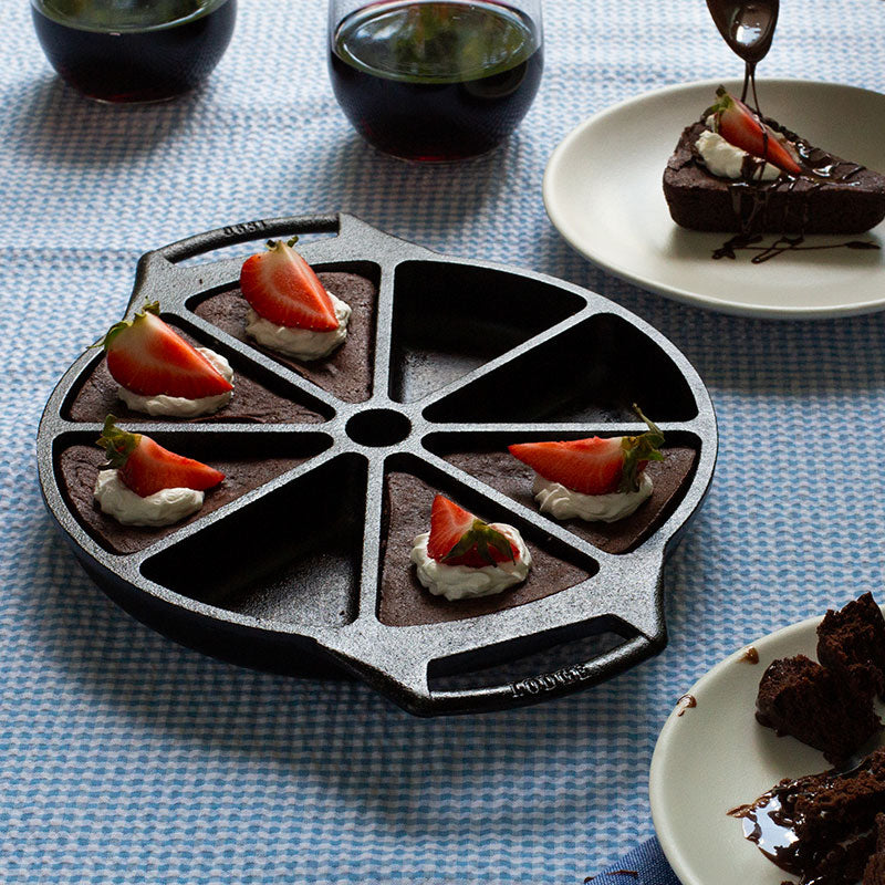 Seasoned Cast Iron Wedge Pan - Image 3