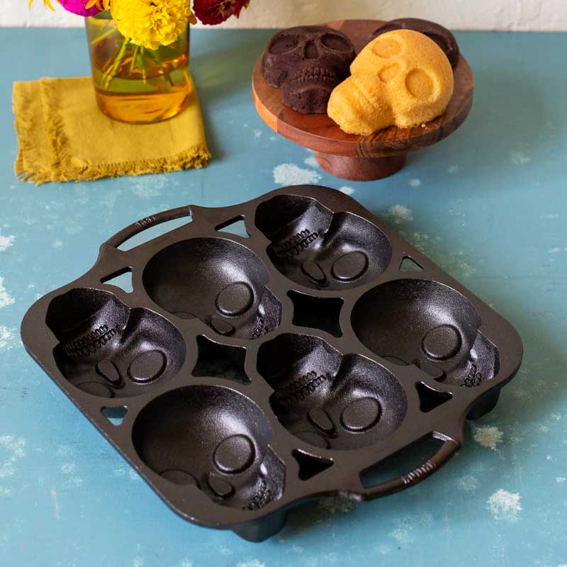Skull Mini Cake Pan - Image 3