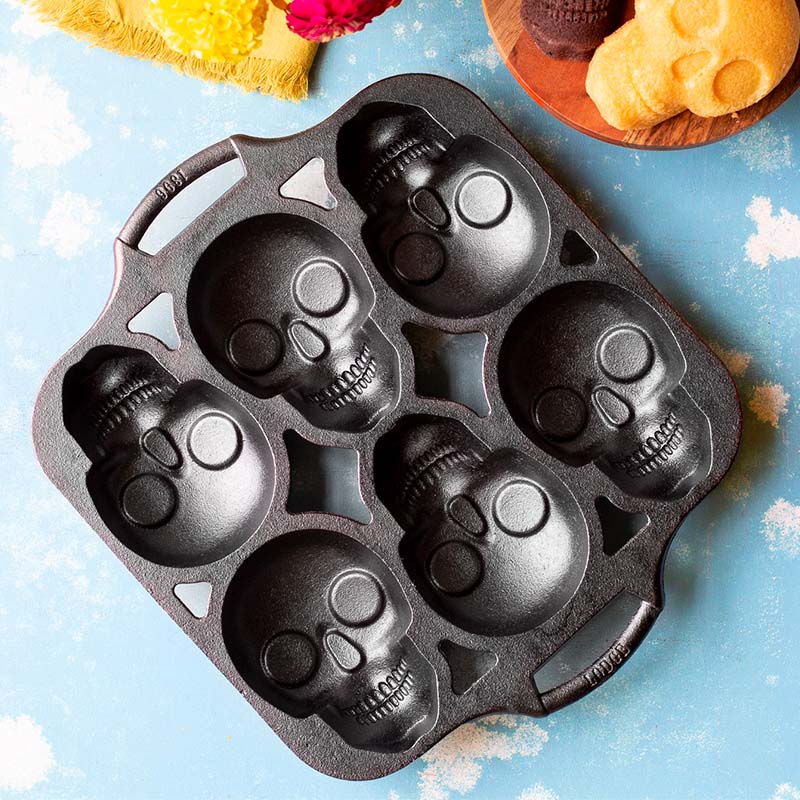 Skull Mini Cake Pan - Image 4