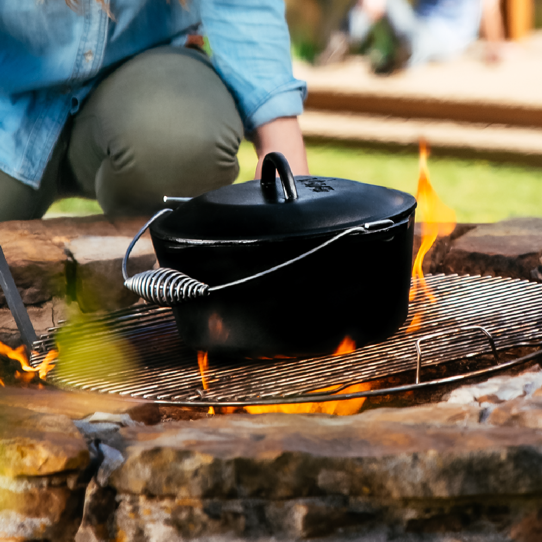 Dutch Oven with Bail Handle - Image 4