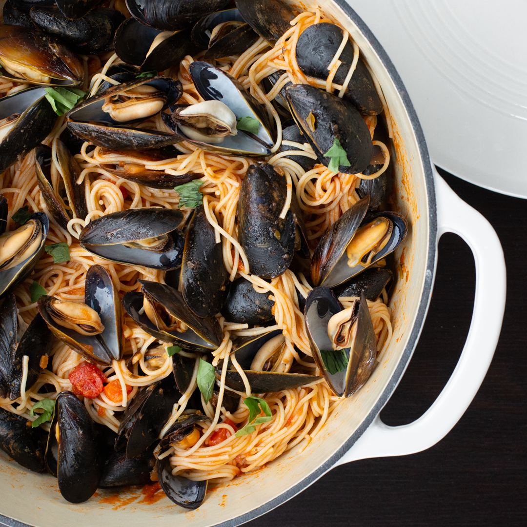 Essential Enamel Dutch Oven - Image 19