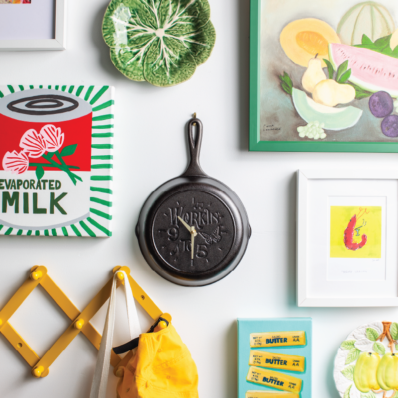 Dolly Parton 9 to 5 Skillet Clock - Image 3