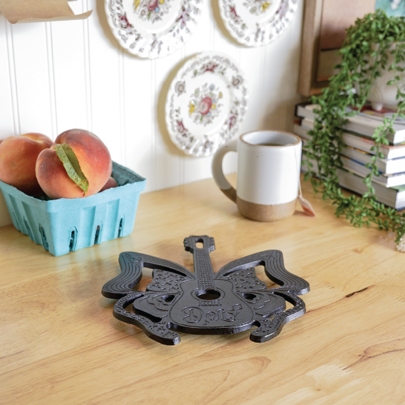 8 Inch Love is Like a Butterfly Dolly Parton Trivet - Image 5