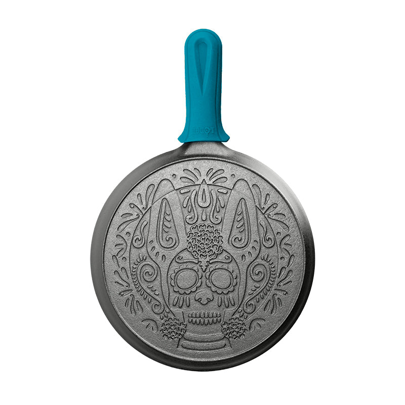 10.5 Inch Seasoned Cast Iron Xolo Sugar Skull Griddle with Deluxe Handle Holder - Image 11
