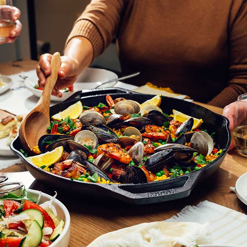 Chef Collection 14 Inch Dual Handle Skillet - Image 3