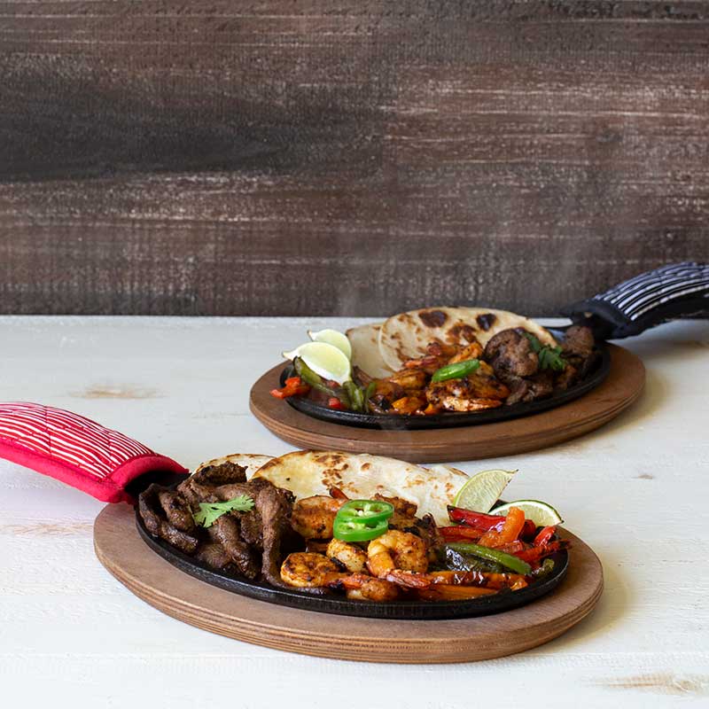 Seasoned Cast Iron Serve in Style Set - Image 3