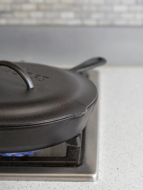 Cast Iron Lid - Image 4