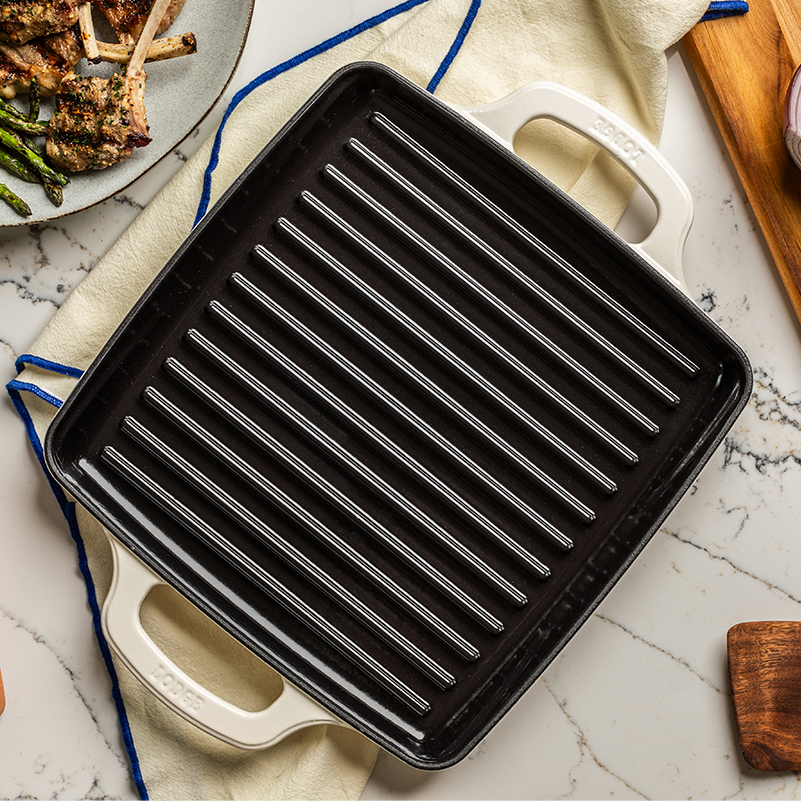 USA Enamel 11 Inch Enameled Cast Iron Grill Pan - Image 3