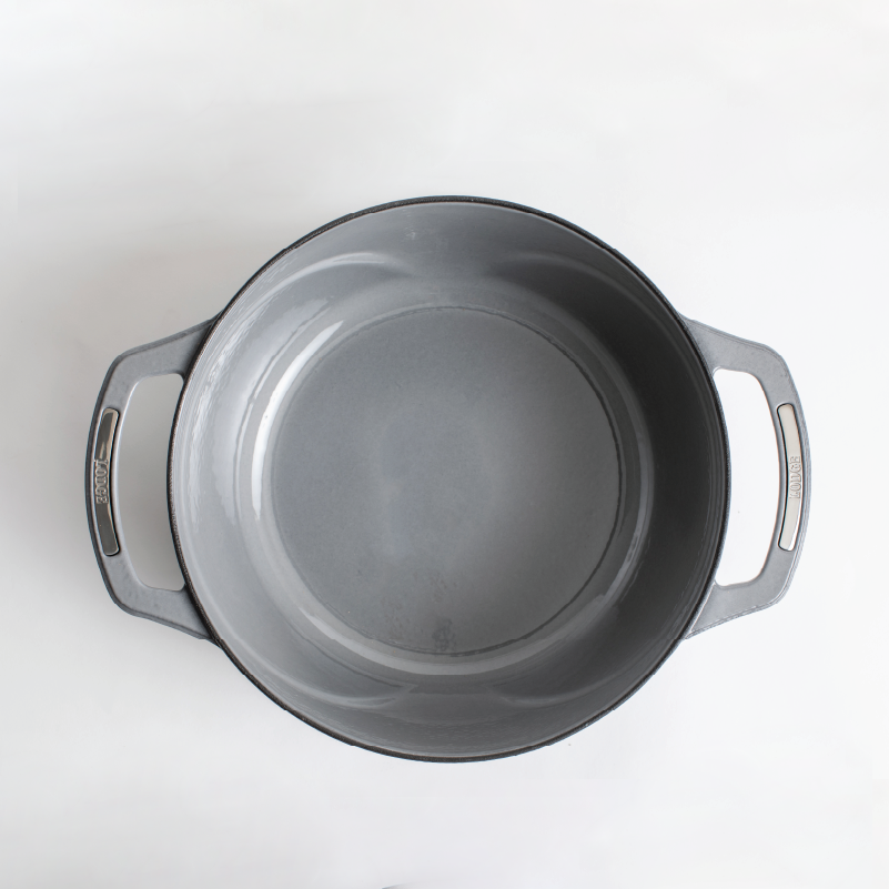 USA Enamel? Cast Iron Dutch Oven - Image 81