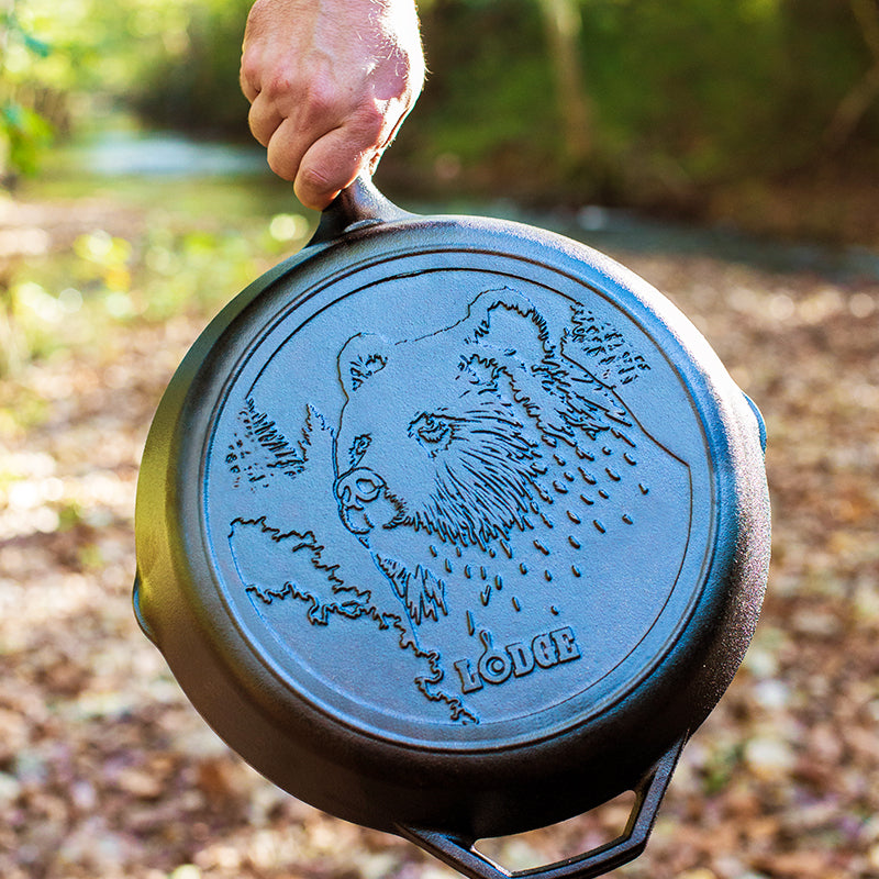 Wildlife Series? 12 Inch Cast Iron Bear Skillet - Image 3