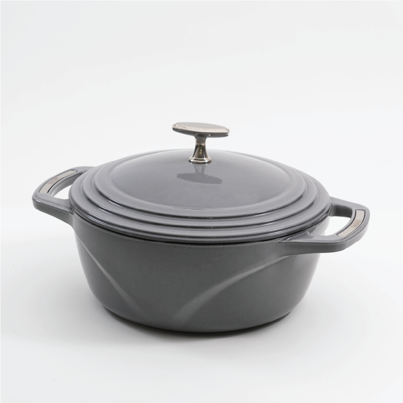 USA Enamel? Cast Iron Dutch Oven - Image 108
